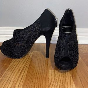 Heels 7 1/2. Worn twice. NEEDS TO GO